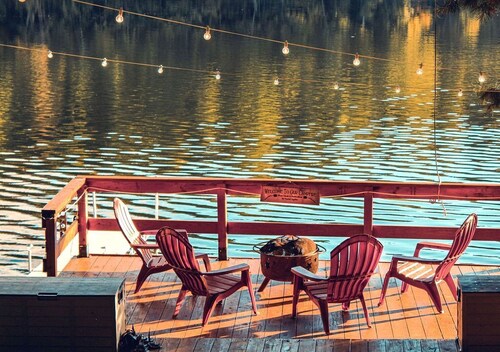 Amazing Lakefront Cabin with All Amenities in Carthage, Fort Drum