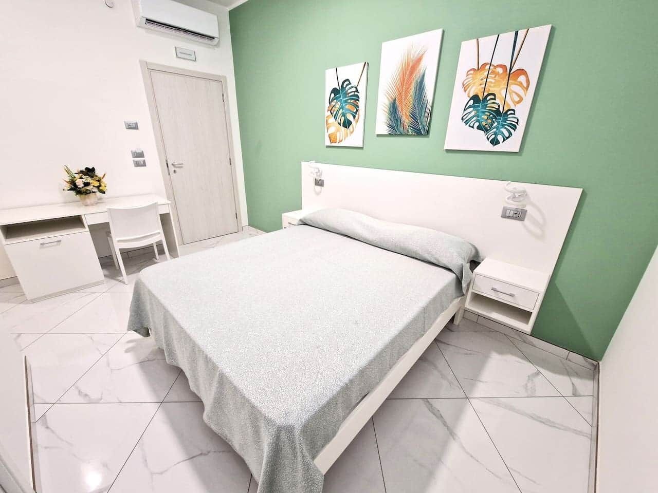 1 bedroom, in-room safe, iron/ironing board, WiFi