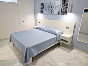 1 habitación, caja de seguridad en la habitación, wifi y ropa de cama 