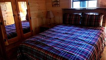 2 bedrooms, bed sheets