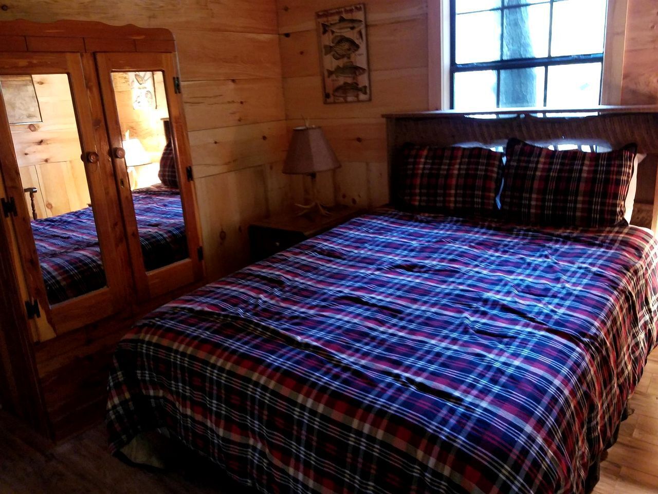 2 bedrooms, bed sheets