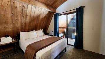 Iron/ironing board, WiFi, bed sheets, wheelchair access