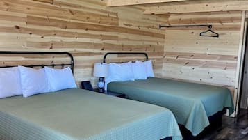 1 bedroom, desk, WiFi, bed sheets