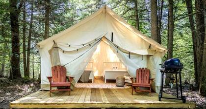 Eco Glamping Hideaway Family Owned Boutique Retreat Off Grid Living in Broadalbin, New York