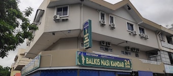 OYO 91321 Hotel O Inanam