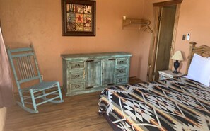 1 chambre, bureau, Wi-Fi, draps fournis