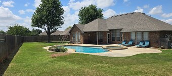 4BR Edmond Home w/ Pool, Hot Tub, & 2 Living Areas