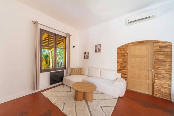 A/c With Garden, 4bdr/sleeps 7 - Saint-tropez - Saint-Tropez