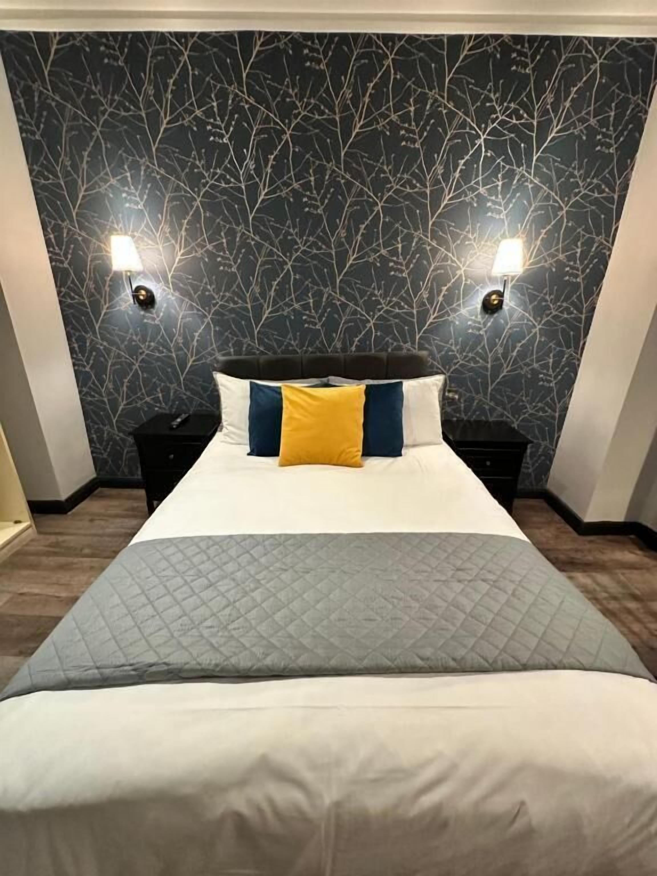Deluxe-Doppelzimmer | Zimmersafe, Bügeleisen/Bügelbrett, kostenloses WLAN