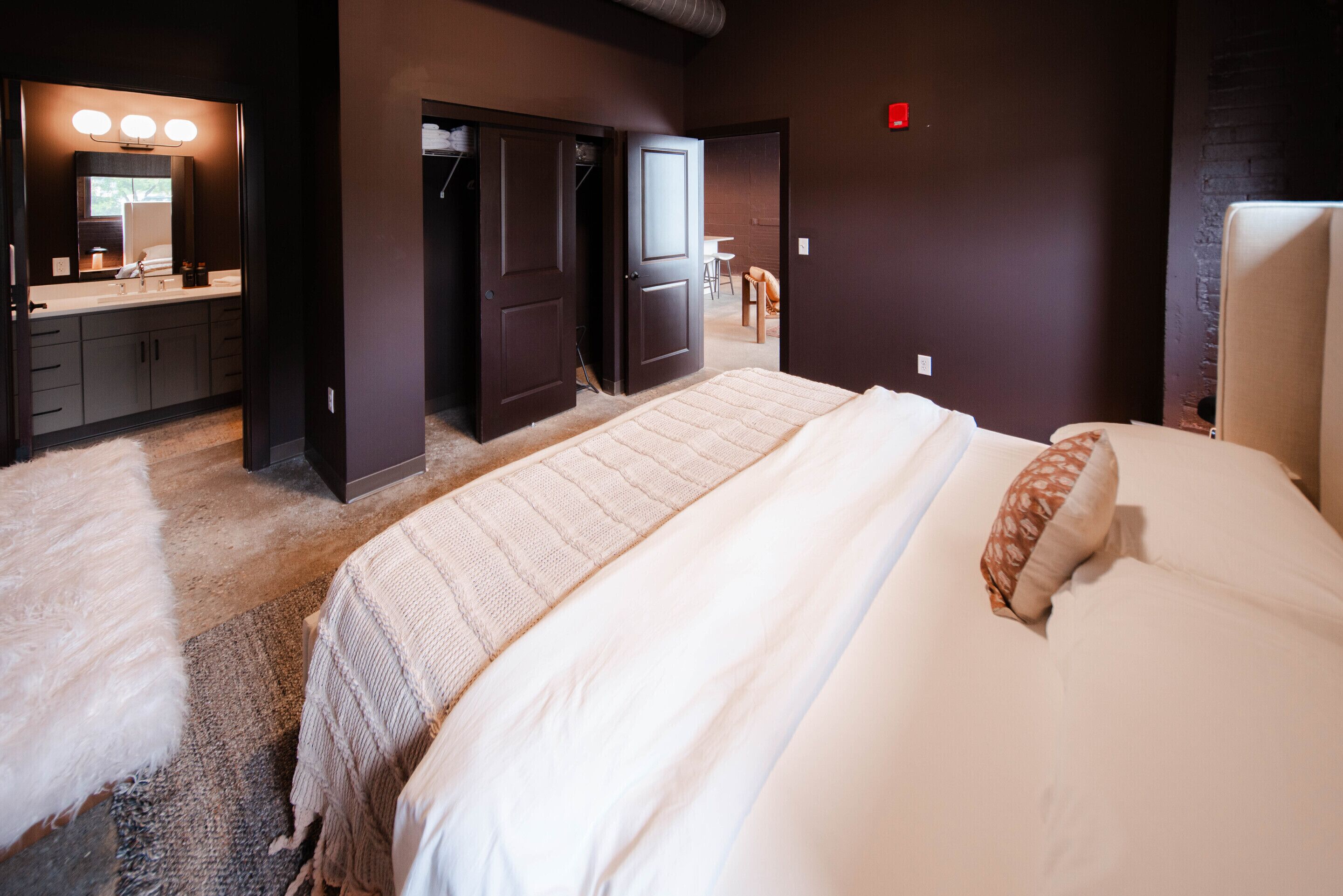 2 bedrooms, WiFi (free), bed sheets