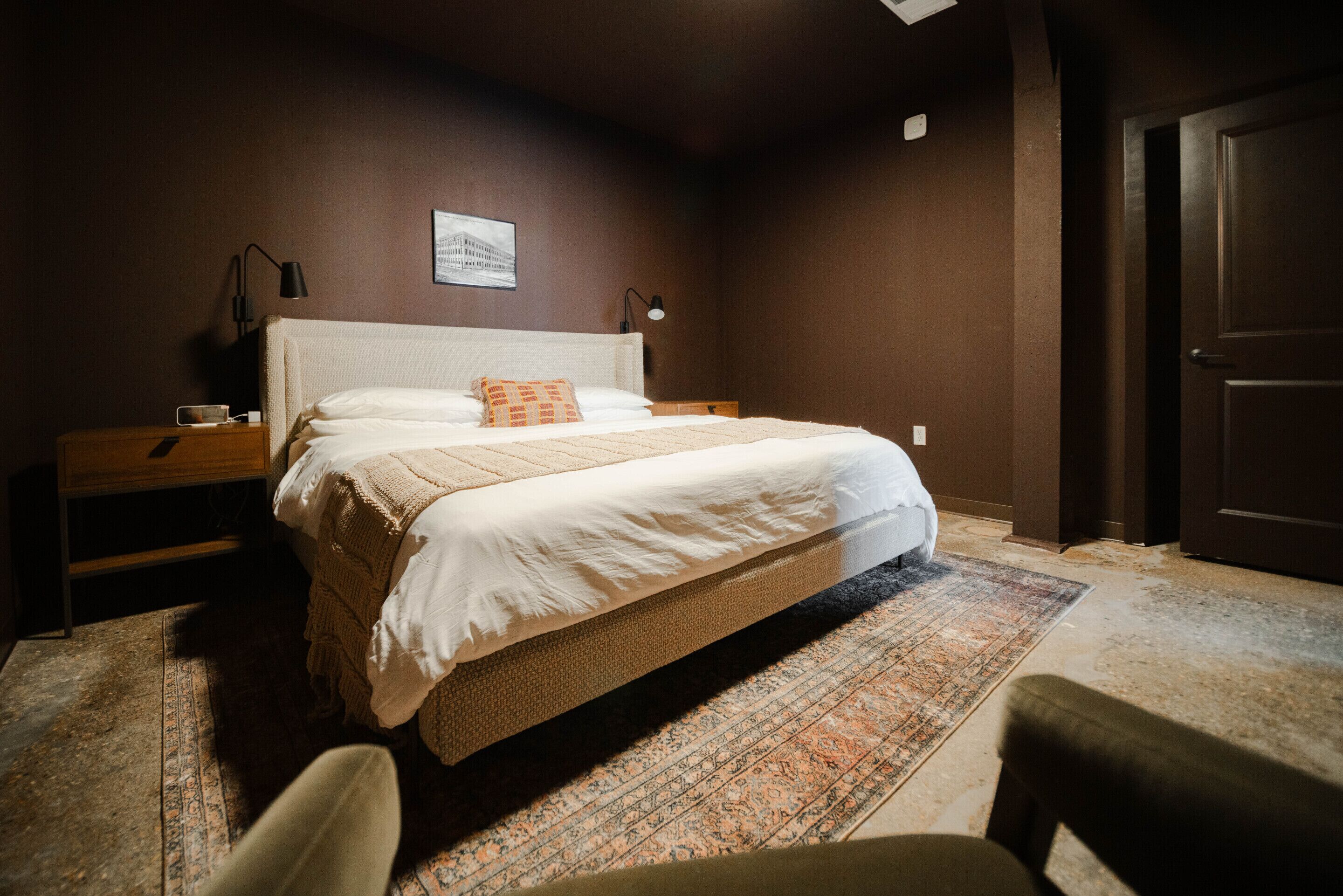 2 bedrooms, WiFi (free), bed sheets