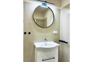 Bathroom - Vrbo Property (Füssen)