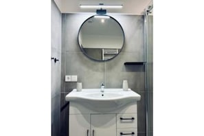 Bathroom - Vrbo Property (Füssen)