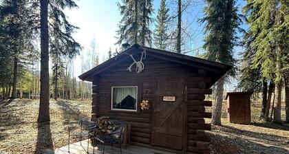 Rustic Historic Cozy Creekside Cabin with Steam Sauna near Log Cabin Creek, Tol, Alaska