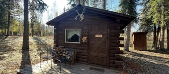 Rustic Historic Cozy Creekside Cabin with Steam Sauna near Log Cabin Creek, Tol, Alaska