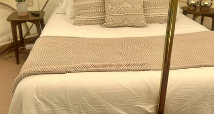 Cozy Glamping Tents Nestled in a Serene Forest Near Gentry, AR