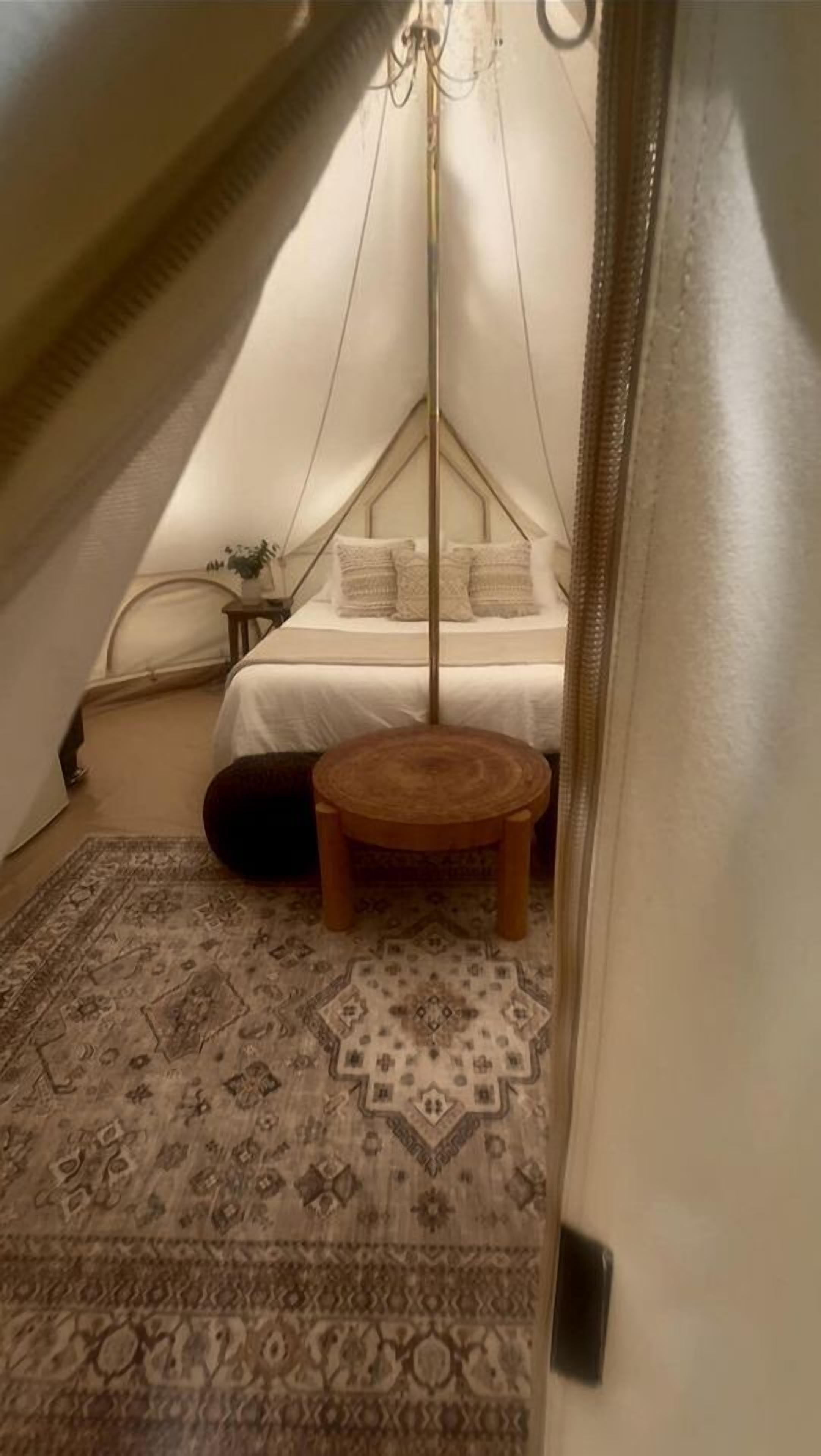 1 chambre, bureau, Wi-Fi, draps fournis