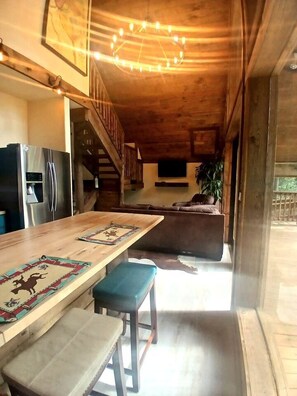 Interior - Waterfront Cabin Retreat with Private Dock and Pool in Plantersville Texas (Grimes County)