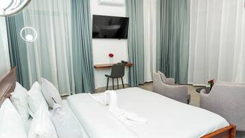 5 chambres, Wi-Fi, draps fournis