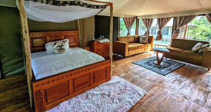 5-bedroom bed & breakfast in marvelous Mikumi with AC comfort