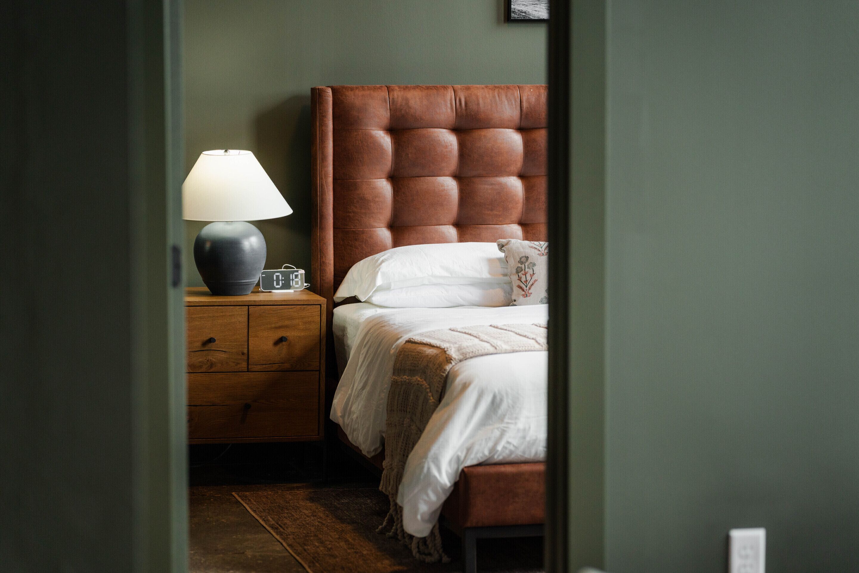 2 bedrooms, WiFi (free), bed sheets