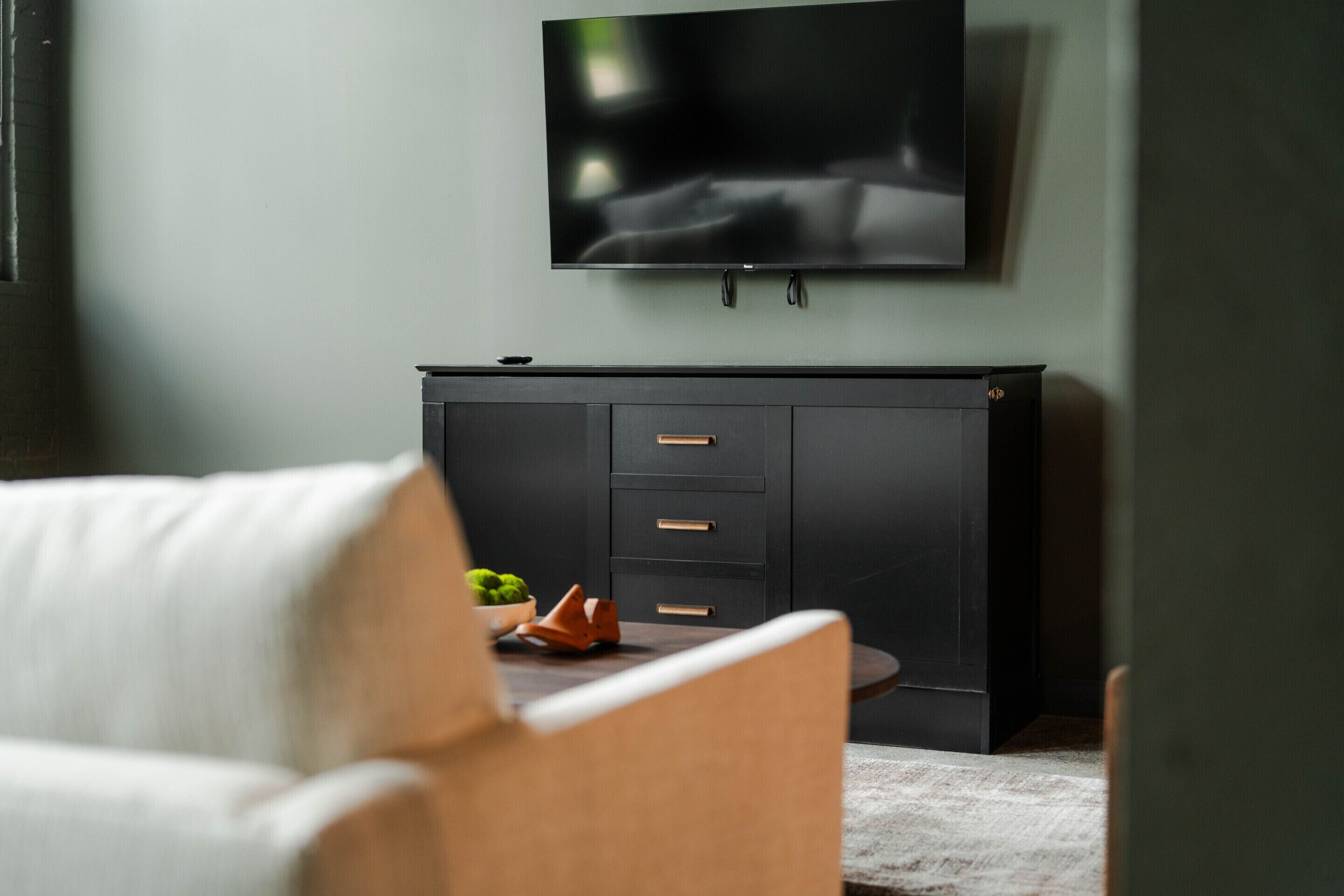 TV