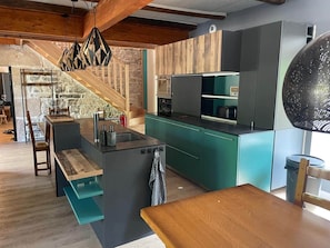 Fridge, microwave, oven, stovetop - Stay in an Authentic Water Mill (Condamine)