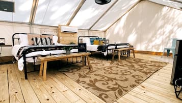 1 habitación, escritorio y wifi