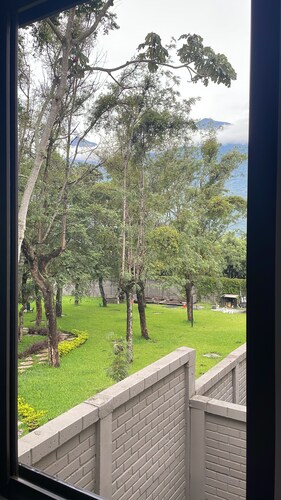 3-bedroom house with AC in charming Antigua Guatemala with volcanic views