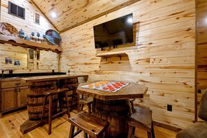 Dining - Silver Spur (Broken Bow)