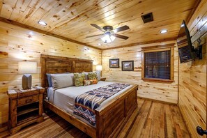 2 bedrooms, iron/ironing board, WiFi, bed sheets - Silver Spur (Broken Bow)