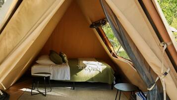 1 Schlafzimmer, Schreibtisch, WLAN, Bettwäsche