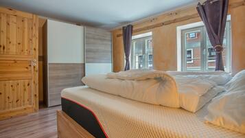 2 bedrooms, WiFi