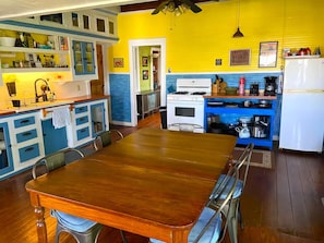Dining - Lulu's Cajun Cottage (Eunice)