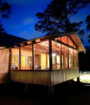 Exterior - Lulu's Cajun Cottage (Eunice)