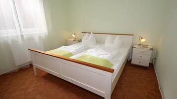 2 bedrooms