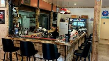 酒吧(店内)