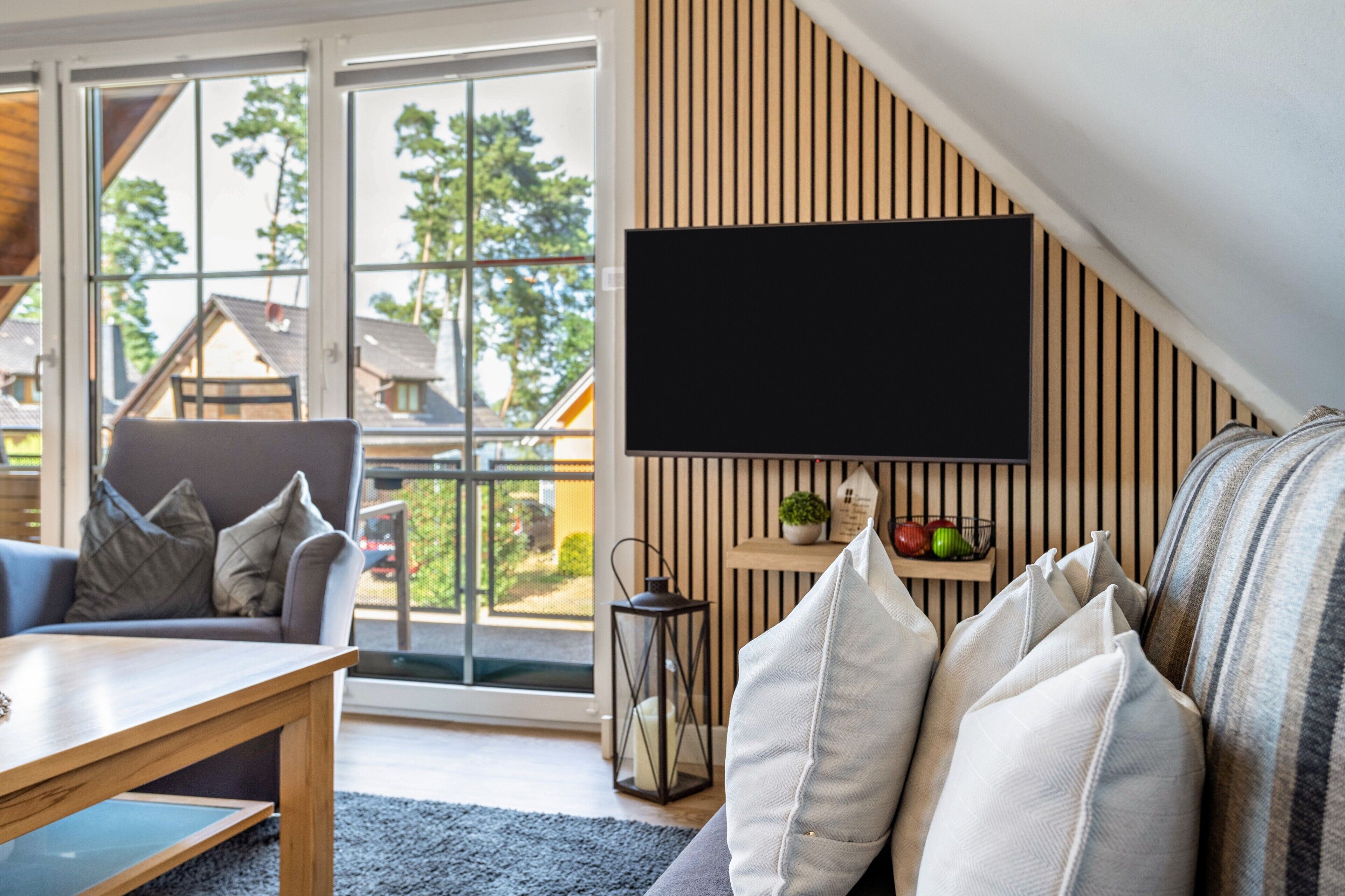 Fernseher, Kamin
