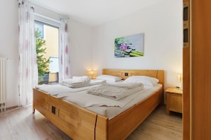 WiFi - Holiday Home 'K 97' with Private Terrace, Private Garden and Wi-Fi (Röbel)