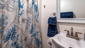 Hair dryer, towels