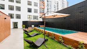 Outdoor pool - Exclusive property with ocean views in Magdalena, on the border with San Isidro (Magdalena del Mar)