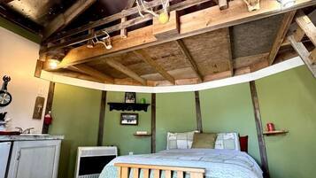 2 slaapkamers, een strijkplank/strijkijzer, wifi, beddengoed