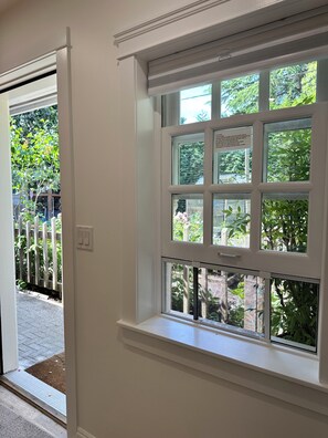 Interior - Sunny Studio Garden Cottage!  Walk to Beach or University! (Victoria)