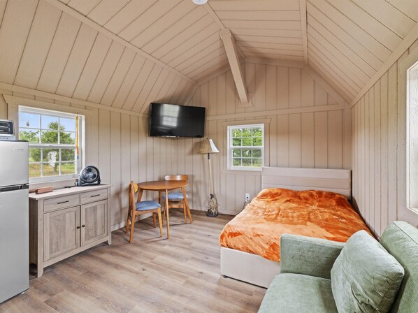 1 habitación y ropa de cama
