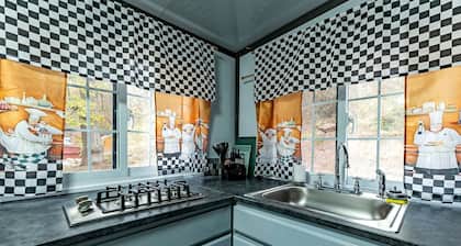 Modern Foldable Container Home with Mountain Views near Pipestem Resort, West Virginia