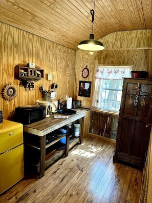 Interior - Peaceful Wildlife Ranch Cabin with Pool Access near Kerrville in Mountain Home, Texas (Mountain Home)