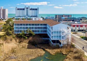 Exterior - Peaceful studio with AC near the beach in Ocean City amazing sunset views. (Ocean City)