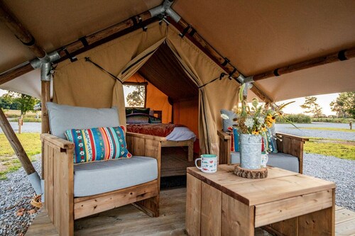 Fantastic Tented Cabin with Fire Pit in Cassville, Missouri