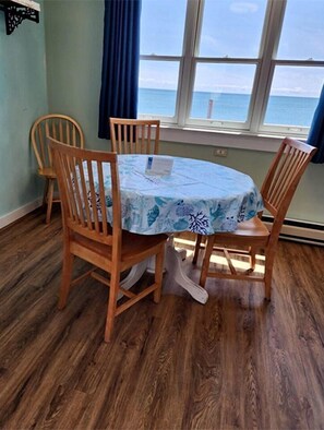 Dining - Cozy Oceanfront Retreat for a Quiet Getaway in North Truro, Massachusetts (North Truro)