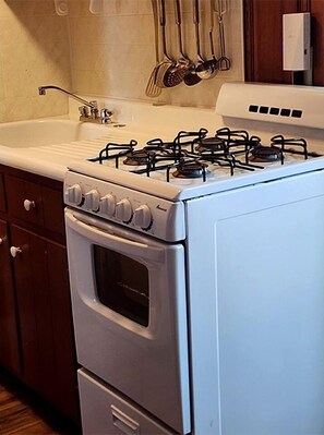 Coffee/tea maker, fridge, microwave, oven - Your Private Slice of Beachfront Paradise in North Truro, Massachusetts (North Truro)